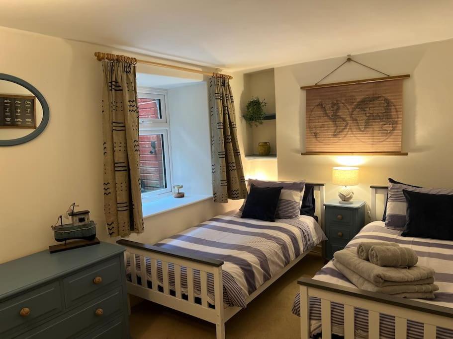 Harbourside 2 Bed Apartment, Barmouth Bridge Views Extérieur photo